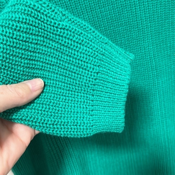 525 America Emma green knit sweater high low P2P 21.5 - Picture 4 of 5